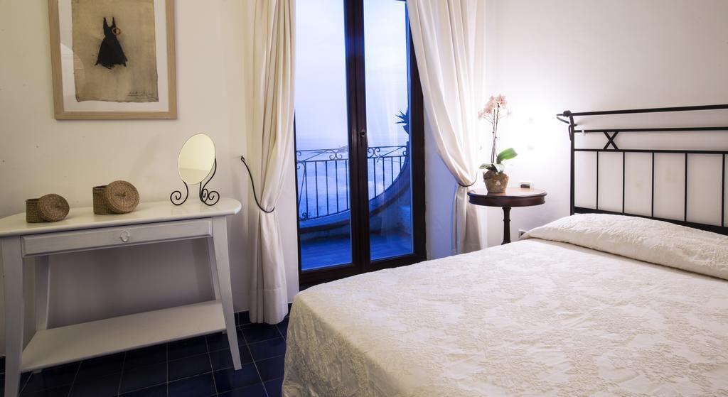Hotel Umberto A Mare Forio  Phòng bức ảnh